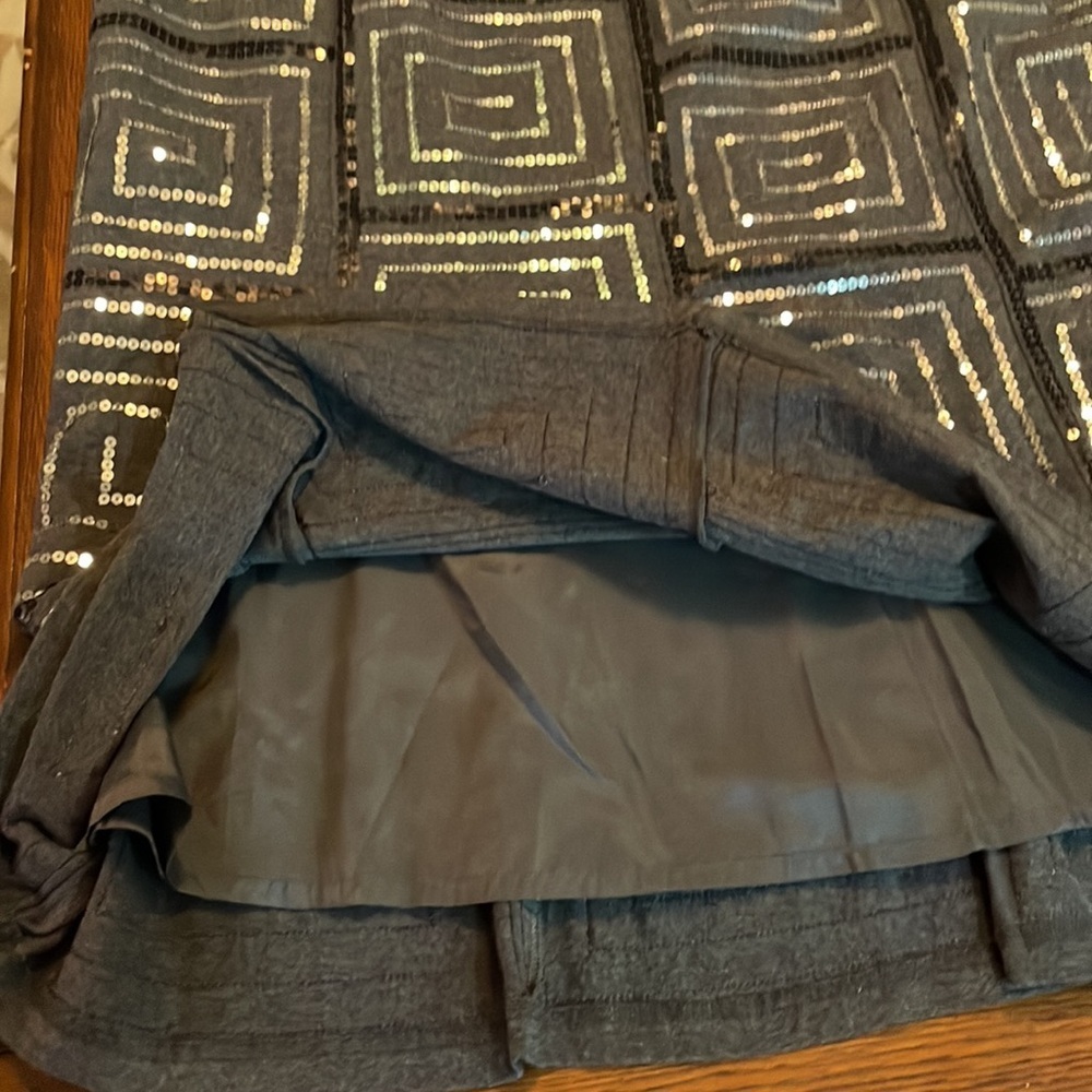 Sequined Lined Maxi Skirt. Elegant. Gray. Size 18 - Picture 4 of 12
